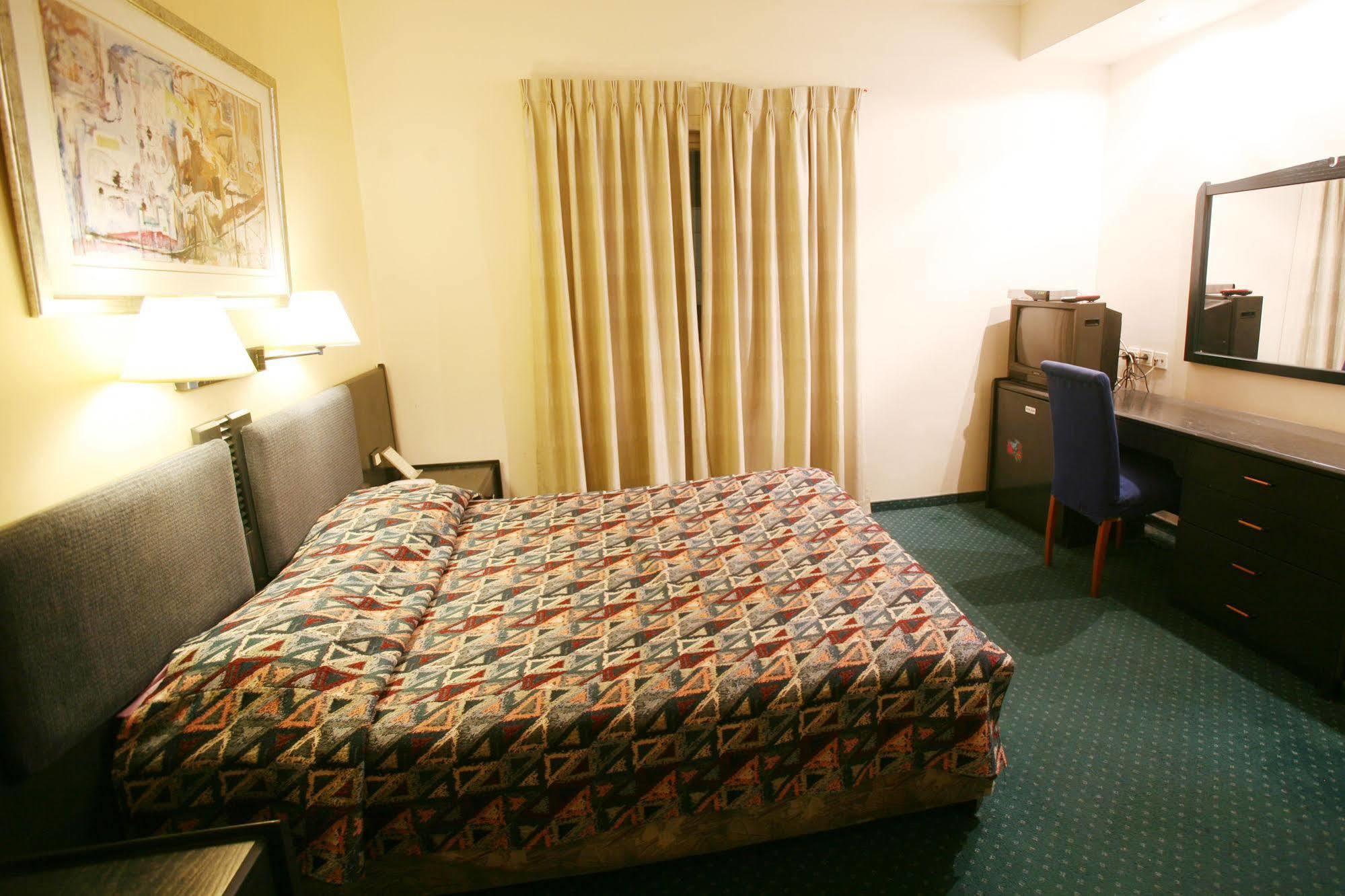 Imperial Hotel Tel Aviv Ngoại thất bức ảnh